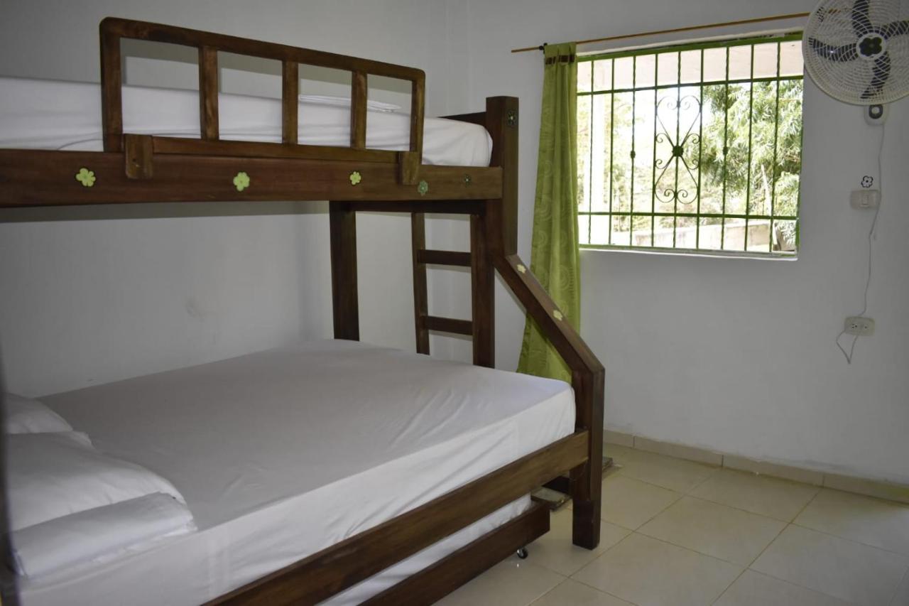 Hostel Hipilandia Taganga Exterior photo